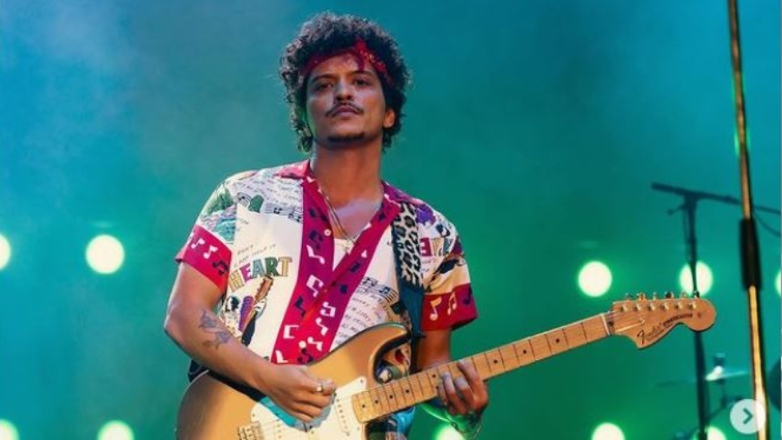 Bruno Mars cancela concierto en Tel Aviv y logra salir ileso de Israel con todo su equipo