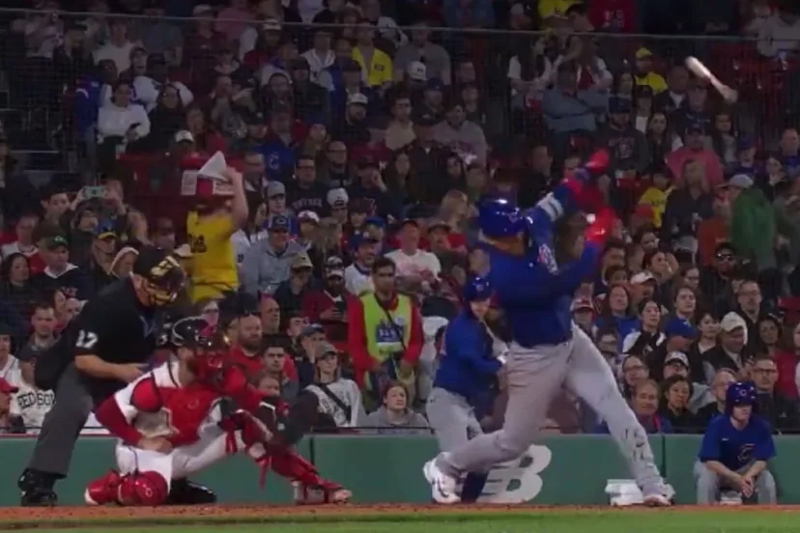 Un aficionado fue golpeado en el encuentro de este domingo 28 de abril entre los Chicago Cubs y los Medias Rojas de Boston en el Fenway Park  