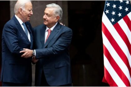 El presidente de los Estados Unidos, Joe Biden, y homólogo mexicano, Andrés Manuel López Obrador, prometieron el lunes acciones conjuntas para combatir la migración ilegal.  