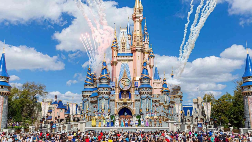 Walt Disney World advirtió, recientemente, vetará "de por vida" a aquellos visitantes que han fingido una discapacidad saltarte las filas.