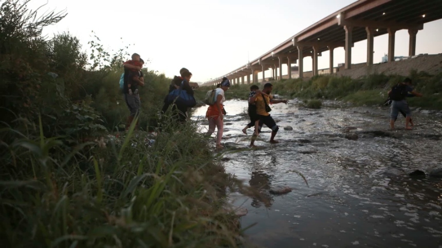 El 2024 ya es el año más mortífero para los migrantes que intentan cruzar la frontera por El Paso, Texas (EEUU). Datos recabados por el Instituto Fronterizo Esperanza, revelan que al menos 174 opersonas han fallecido hasta octubre en la zona de El Paso. 