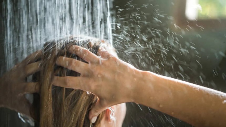 ¿Eres de los que se ducha todas las mañanas? Esto dice ese hábito sobre tu personalidad, según los expertos